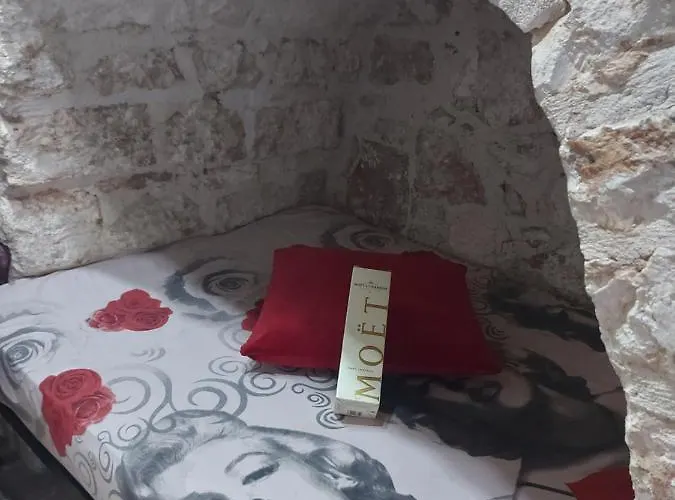 Buze Luxury Suite